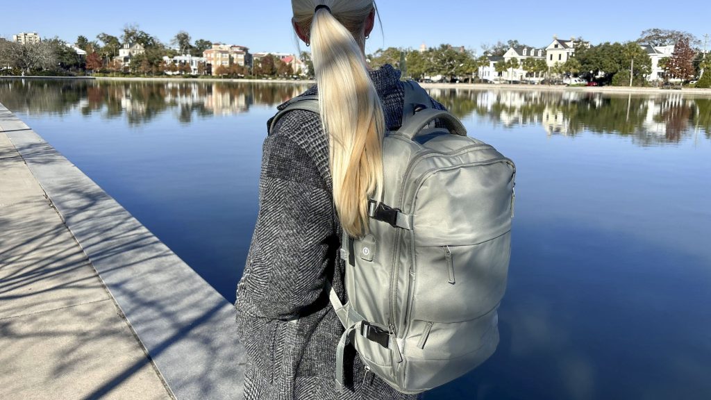 liz-hund-coowoz-backpack-travel